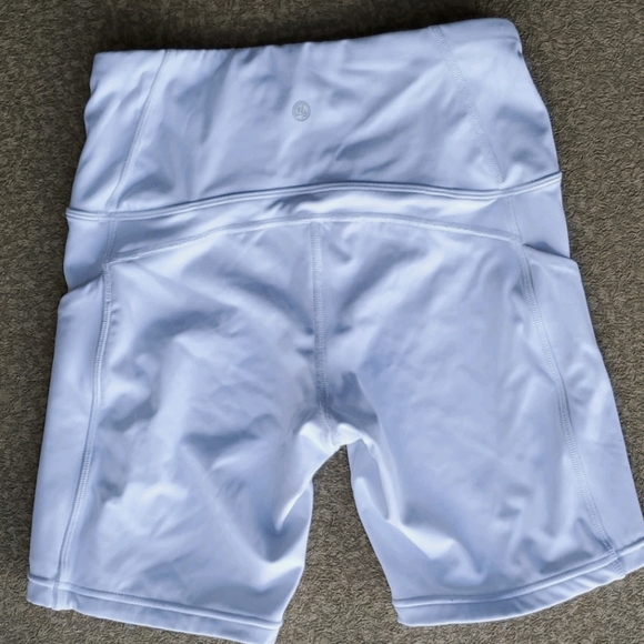 Queenieke Athletic Pants - Queenieke Athletic Shorts in White XS